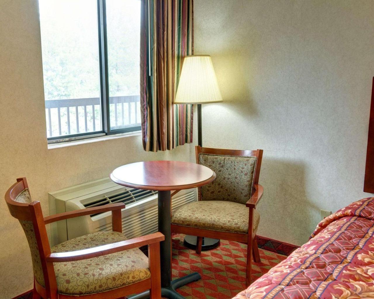 Red Carpet Inn By University Of Maryland College Park Exterior foto